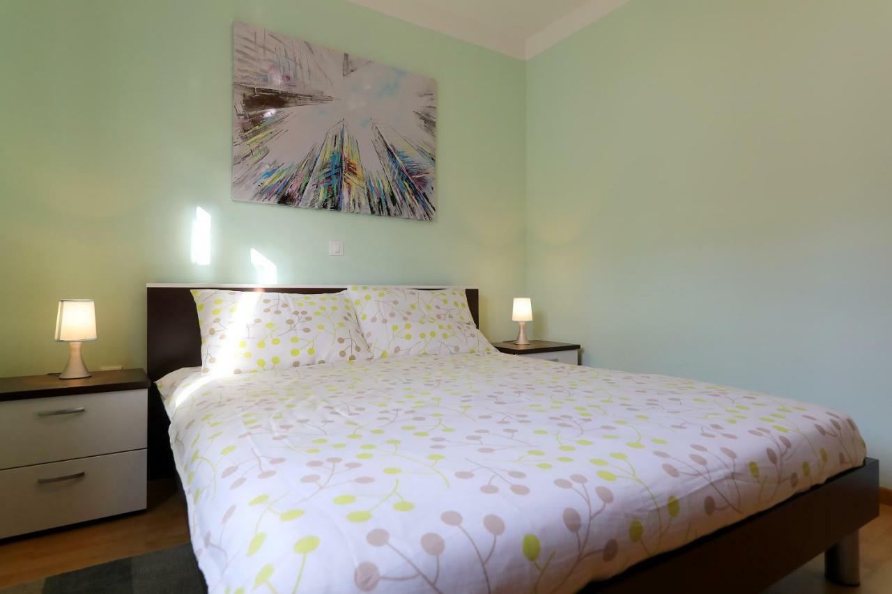 Luxury Villa Nada With Pool Petrcane Bagian luar foto