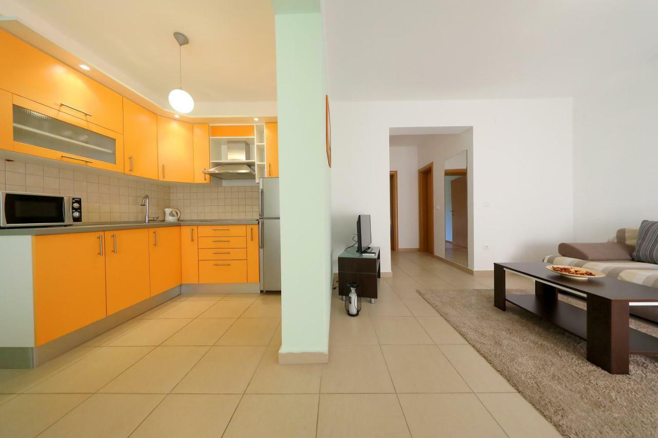 Luxury Villa Nada With Pool Petrcane Bagian luar foto